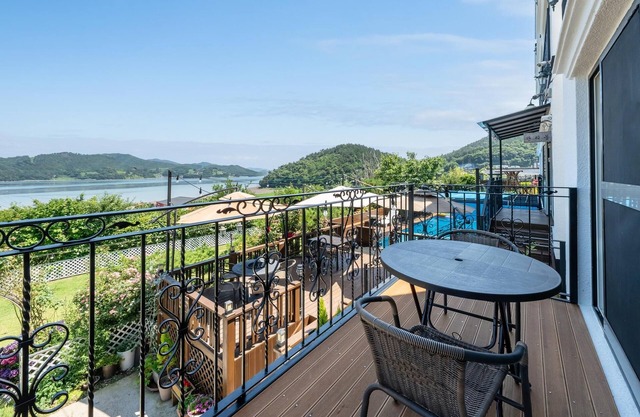 Namhae Ryu&lee Pet Pension