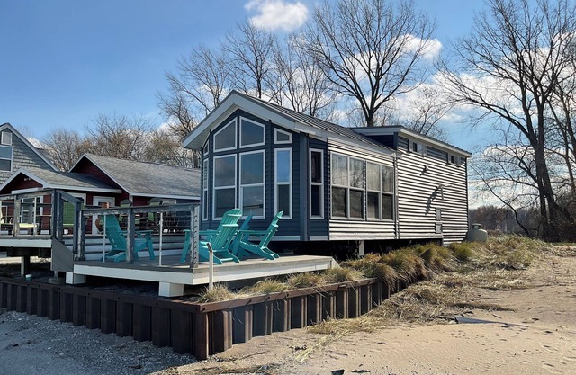 Nana and Papa’s Tiny beach house with private beach and amazing views