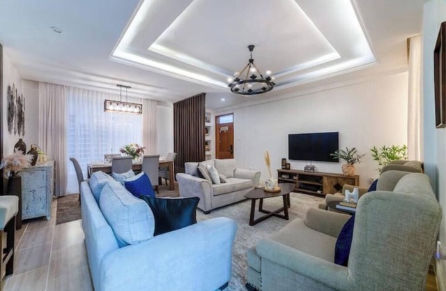 Nana's Haven - 4BR Parklands