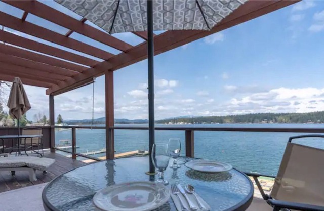 Nana's Lake House - Diamond Lake - Newport, WA