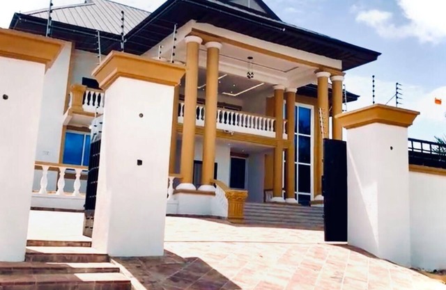 Nanani Luxury Villa - Kumasi