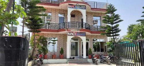 Nancy Guest House & Restaurant Morni