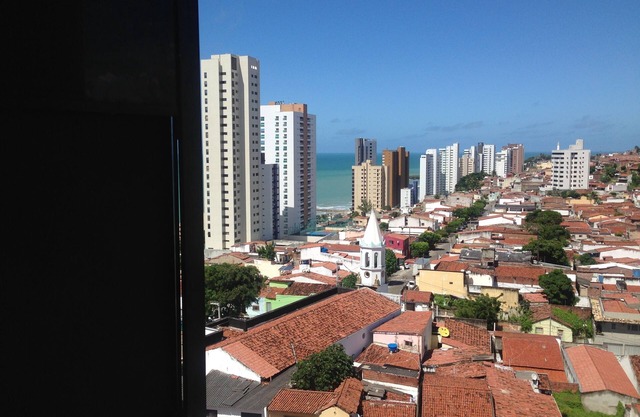 Natal studio in Petrópolis overlooking the sea and hill near Praça das Flores