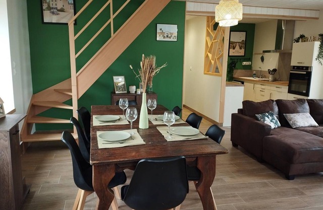 Nature retreat, modern comfort, air conditioning, parking, WiFi