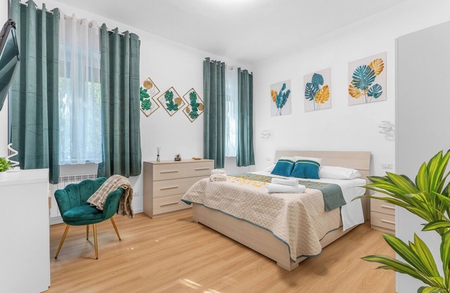 Naviglio Pop House Apartment with wifi and tv - 10 min.to Milano navigli