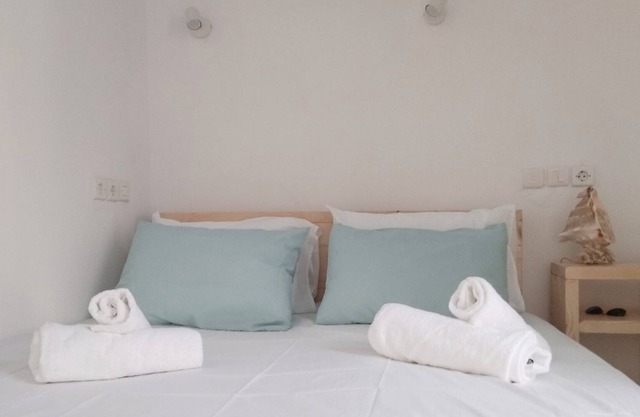 Naxos summer nest. (1 bedroom sleeps 2 people)