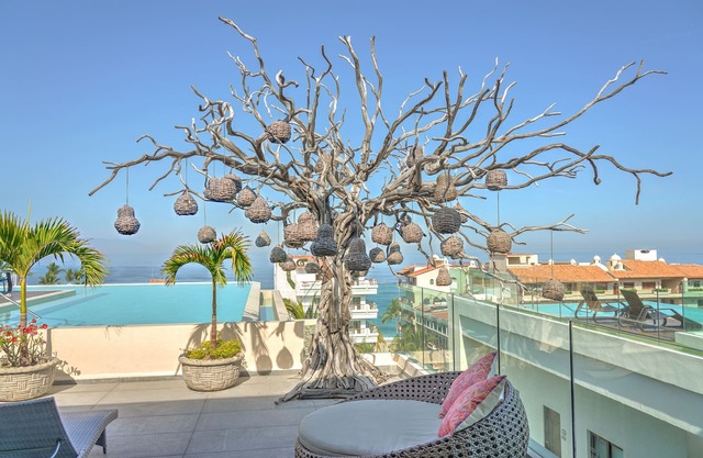 Nayri Life & Spa 102 Beautiful apt in the heart of the romantic area.