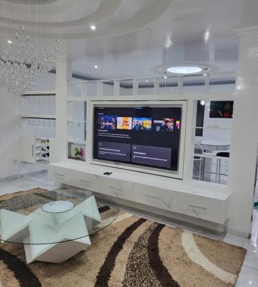 Ndouha House
