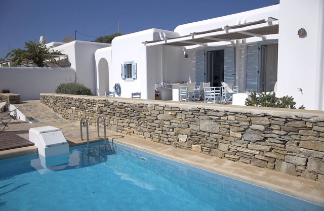 Near Golden Beach - Villa with private Pool and amazing view to the Aegean