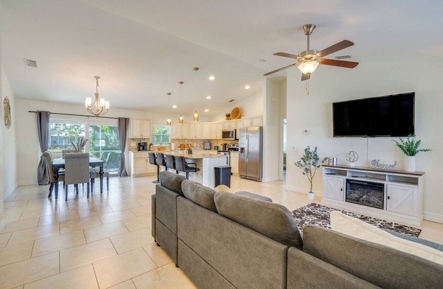 Near Golf Courses: Cozy Home in North Port!