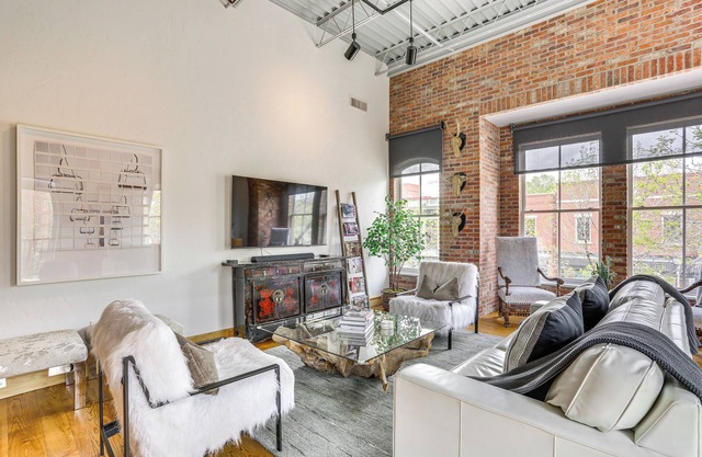 Near Trail: Dtwn Eagle Ranch Condo w/Balcony