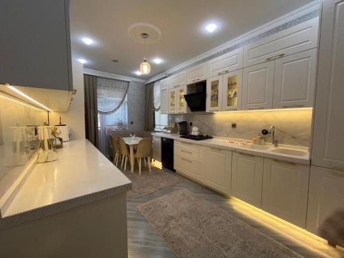 nearby Airport Apartment