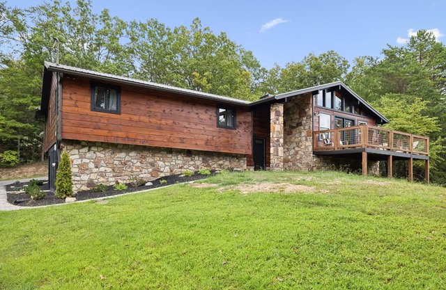 NearDollywood/PoolTable/Private