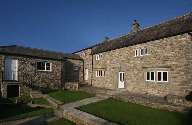NEDDY HOUSE, pet friendly, character holiday cottage in Reeth