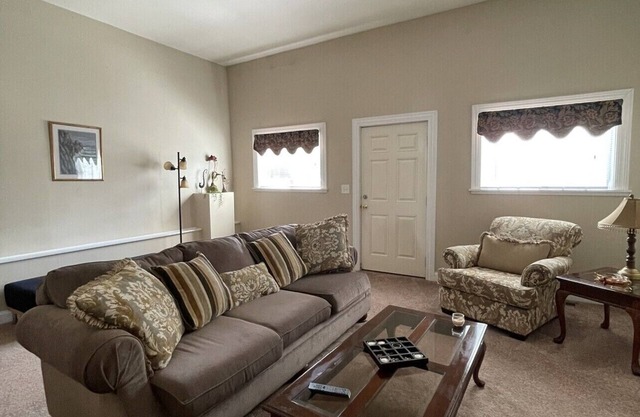 Neicy's Nest - West, 10 Min From Downtown Pittsburgh