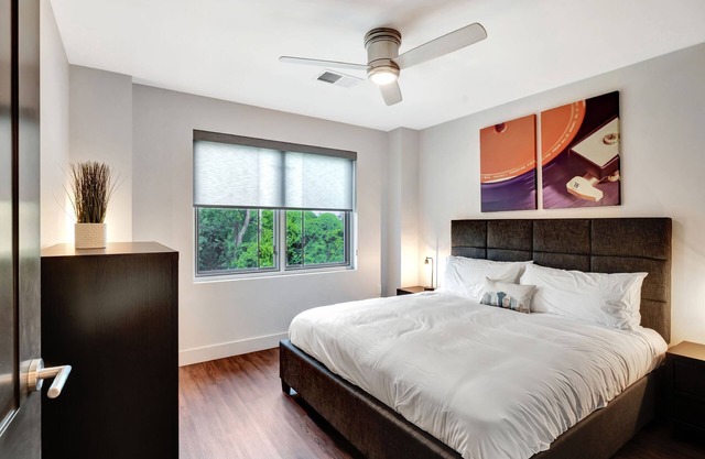 Neon Nest: One Bedroom Nashville Getaway
