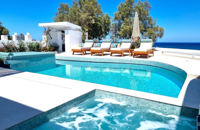 Nerea Seaside VIlla on the Beach