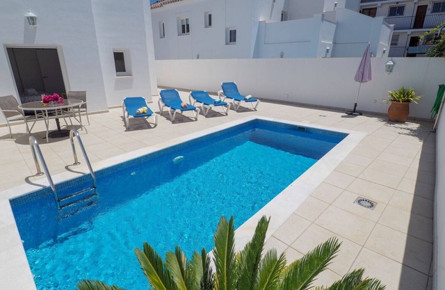 Nerja Paradise Rentals - Villa Ambar