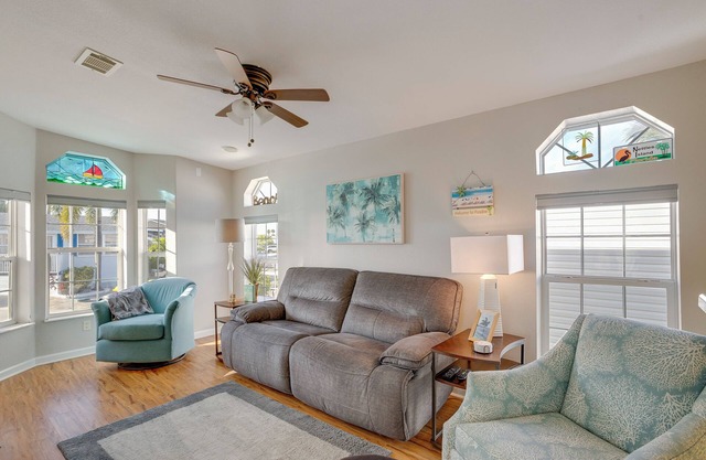 Nettles Island Jensen Beach Home: Walk to Ocean!