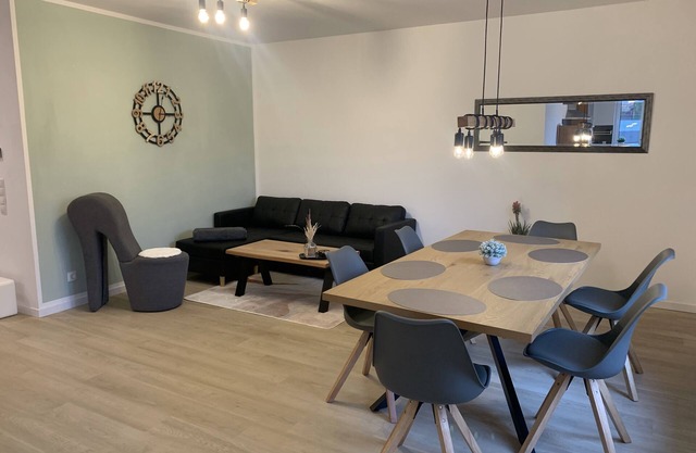 Neu! Modern am Bowlingcenter Erdgeschoßwohnung mit Garten