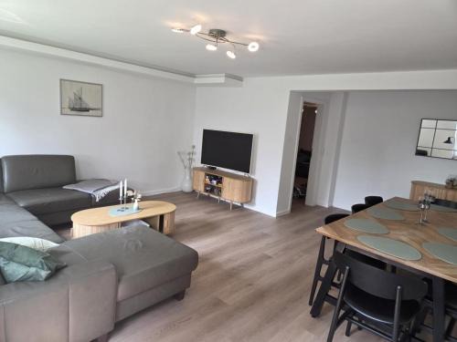 NEU! Moderne Ferienwohnung an der Treene