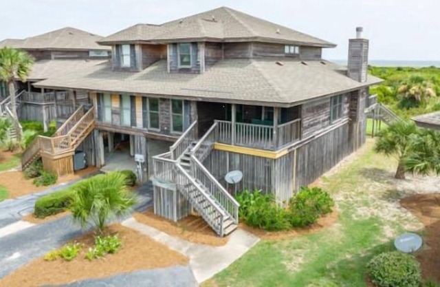 NEW - 4 Bedroom Home on Harbor Island