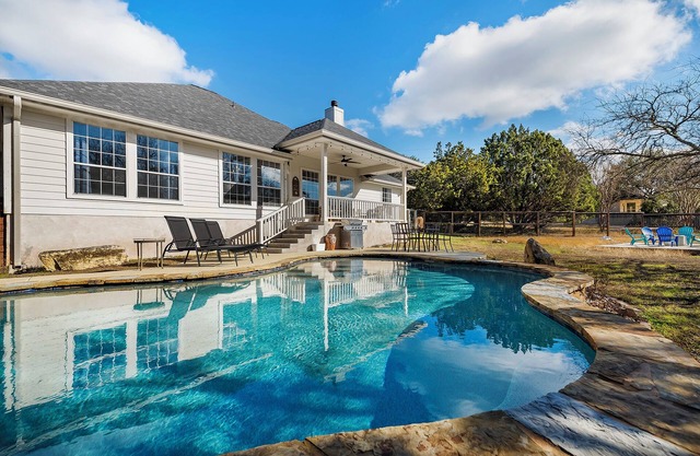 NEW Austin Hill Country -Modern, comfortable, private home - pool, fire pit, 4bd