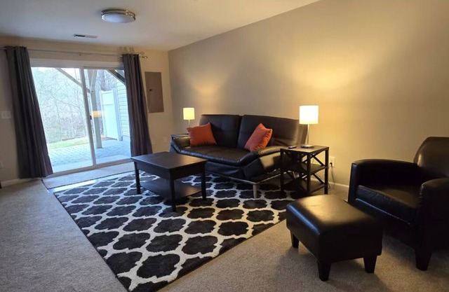 NEW Basement Loft Close to All Things Raleigh/Wake
