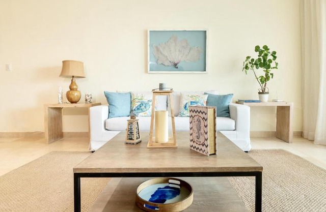 New! Beachfront Lux Condo With Private Jacuzzi