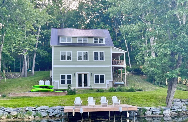 New! Beautiful Lakefront Home near Burlington, VT