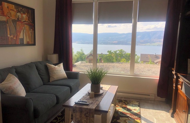 New Beautiful Lakeview Ground Level private suite in beautiful upper Kelowna