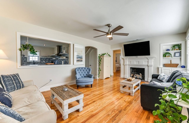 New Bern House w/Gas Grill Near Neuse River!