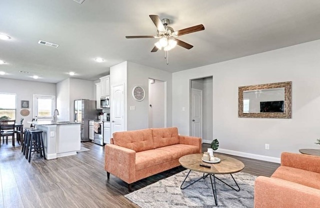 ✨ NEW BUILD 4BD 2BA Cheerful Bright Home! 🆕
