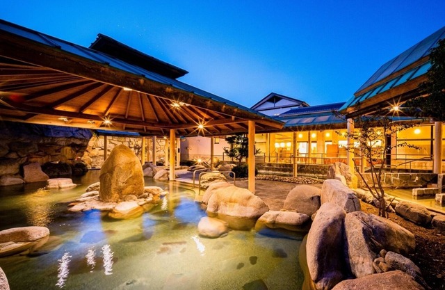 New building Triple room RO | Breakfast inclu/Toon Ehime