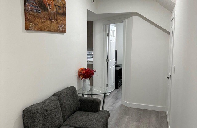 New built 1-Bedroom and 1-Bathroom Basement suite in Airdrie