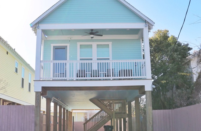 New Built Pastel Paradise - Teal Tranquility Oasis 2 Bedrooms 2 Baths Sleeps 6