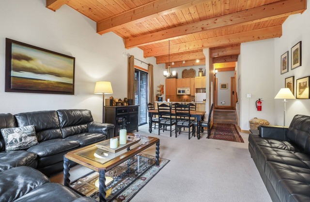 NEW! Comfort in the Sierras - Edelweiss 2BR - Kirkwood