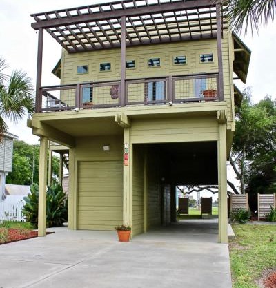 NEW Couples Retreat - sleeps 2 adults + 2 children