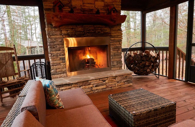 NEW Cozy Retreat Mountain Home 2B2B N Ga Mountains, multiple trails, fishing