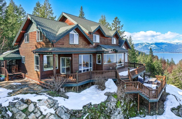 NEW - Custom Lake House w/Private Island