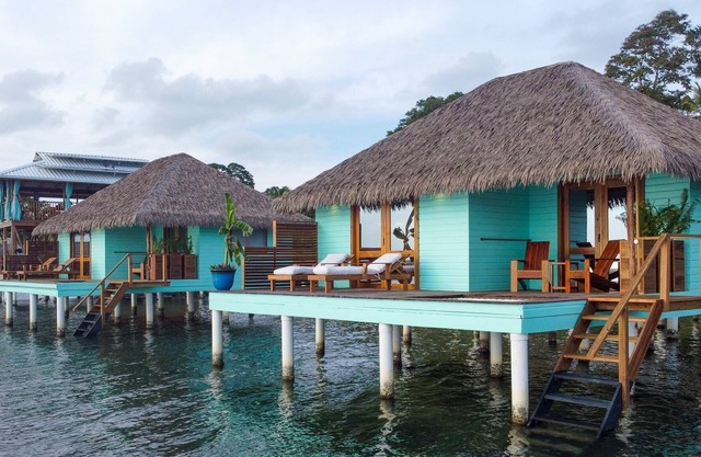 (NEW!) Entire Exclusive Overwater Bungalow B&B - Glass Floors, Free Breakfast