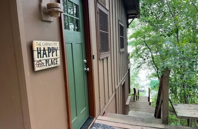 NEW! Family Friendly, Dog Welcoming Cabin with dock in Nisswa