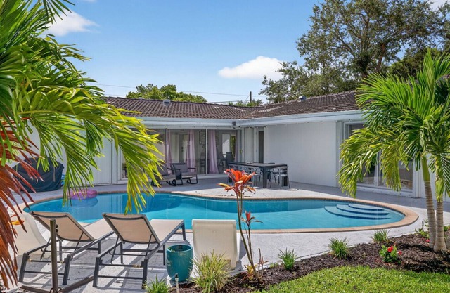 NEW Florence Villa with Pool