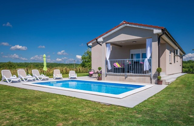 New holiday home is settled in the green and peaceful heart of the Barban area.