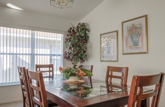 New Listing! Eagle Pointe Resort, 7mi to Disney & 13mi to Universal - IP60105