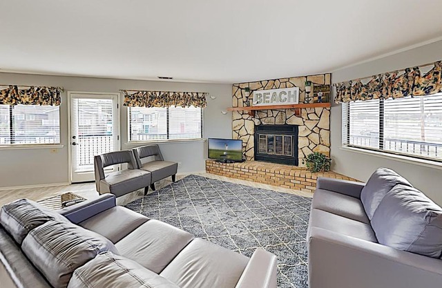 New Listing! Oceano Getaway - Walk to Beach! home