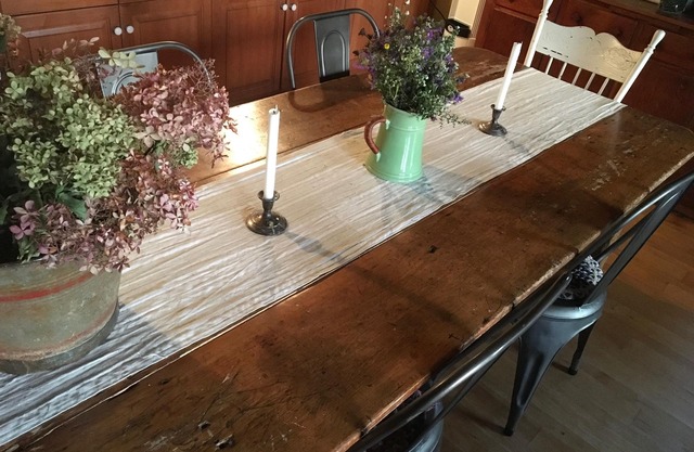 New Listing! Private retreat for nature lovers-minutes from town and restaurants