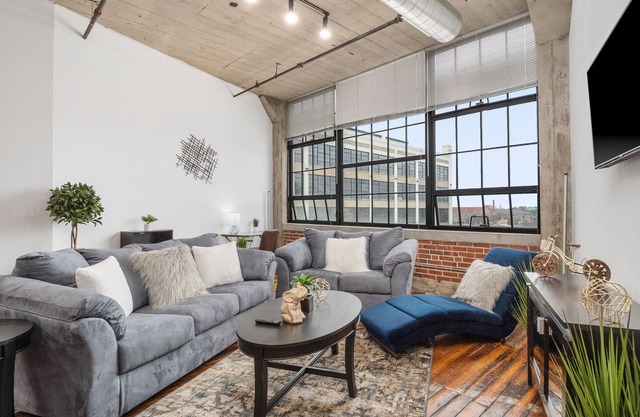 New Listing Relaxation in the City