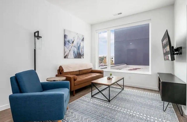 NEW LOVELY 1BR IN HEART OF COLUMBUS l 24/7 GYM