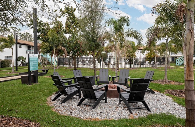 New LuxattheWin w/free parking, Walking and Golfing